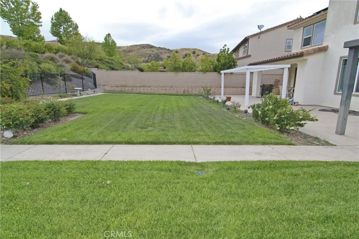 25085 Cypress Bluff Drive, Canyon Country, California 91387