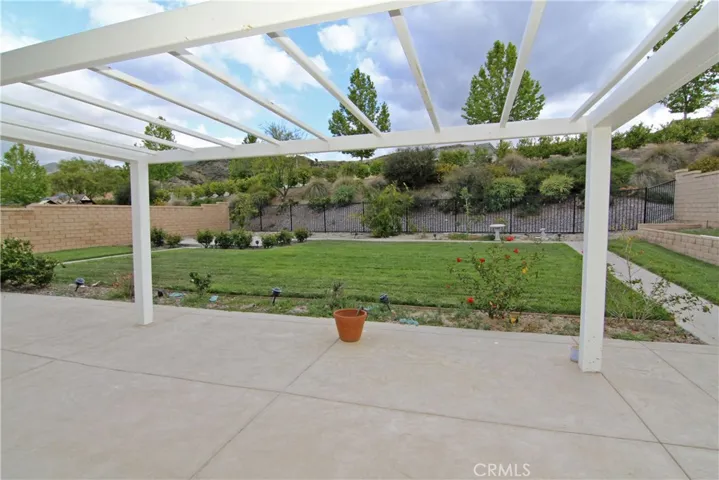 25085 Cypress Bluff Drive, Canyon Country, California 91387