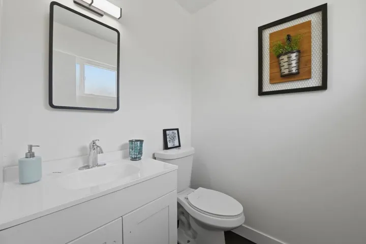 515 Ross Dr, Escondido, California 92029