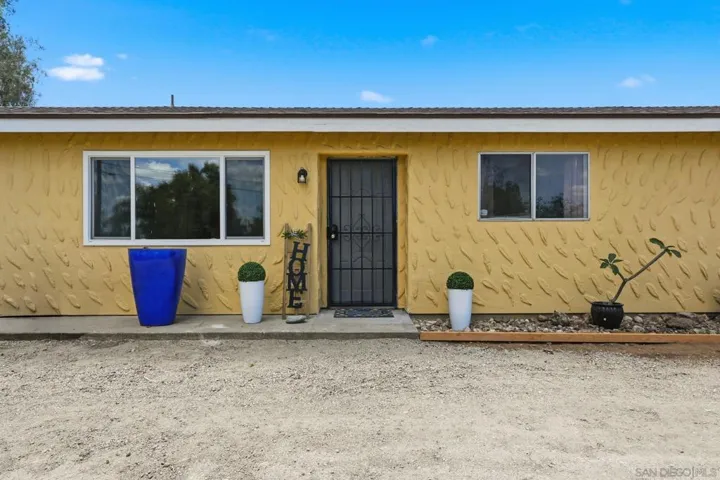 515 Ross Dr, Escondido, California 92029