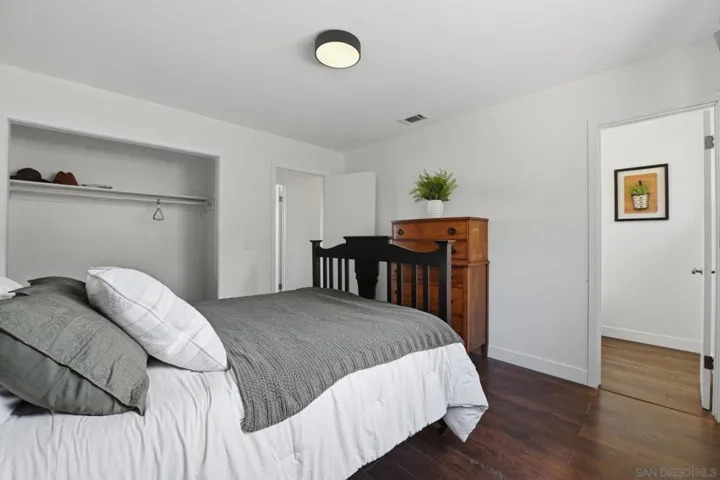 515 Ross Dr, Escondido, California 92029
