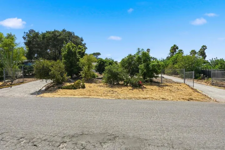 515 Ross Dr, Escondido, California 92029