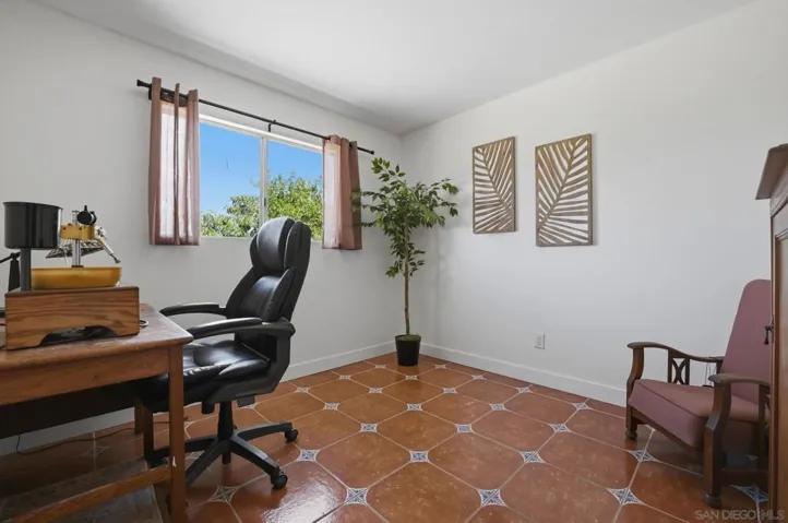 515 Ross Dr, Escondido, California 92029
