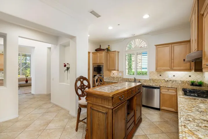 27-web-or-mls-AAMattina_OPMG_0526_027