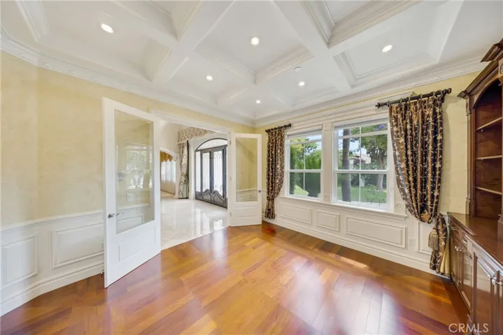 2041 S 6th, Arcadia, California 91006