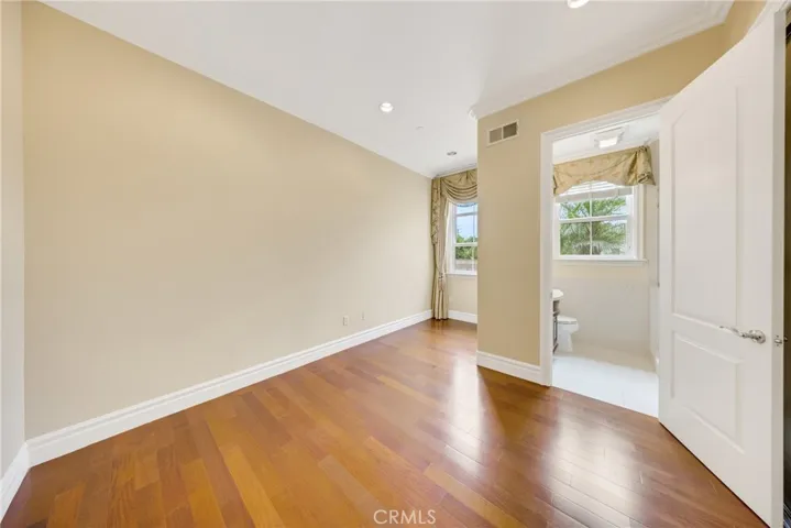 2041 S 6th, Arcadia, California 91006