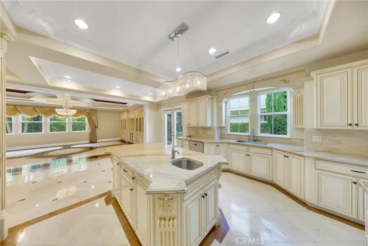 2041 S 6th, Arcadia, California 91006