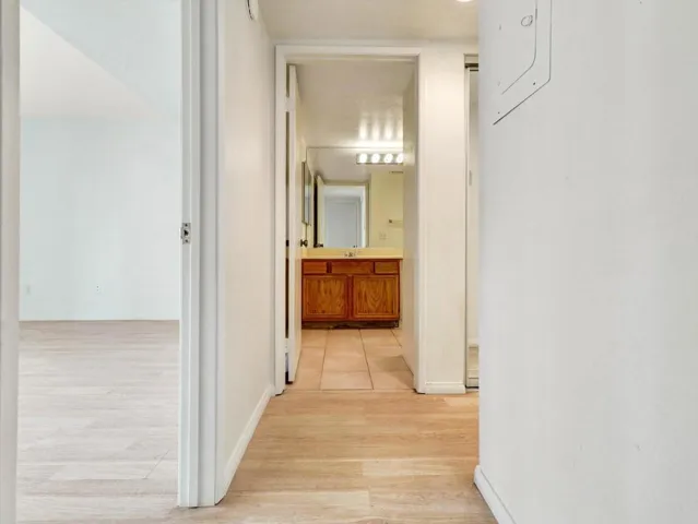 21-Candlewood St-21