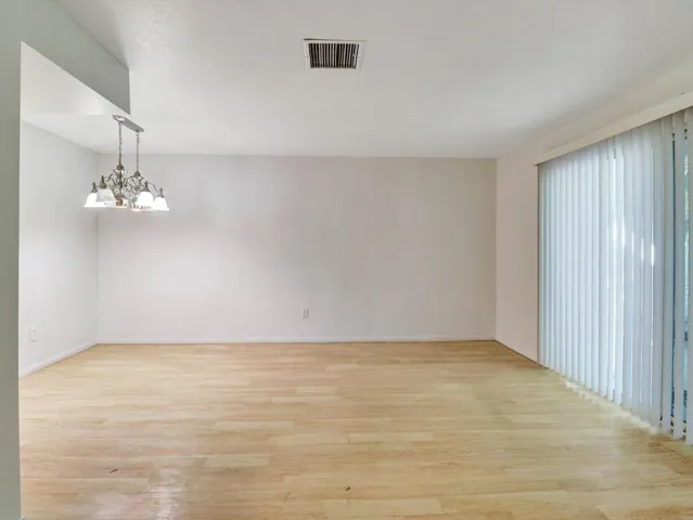 02-Candlewood St-2