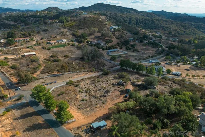 11541 Turner Heights Drive, Escondido, California 92026