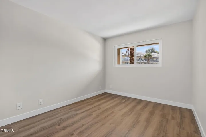 18-web-or-mls-UpmarketMedia-659Ree-053