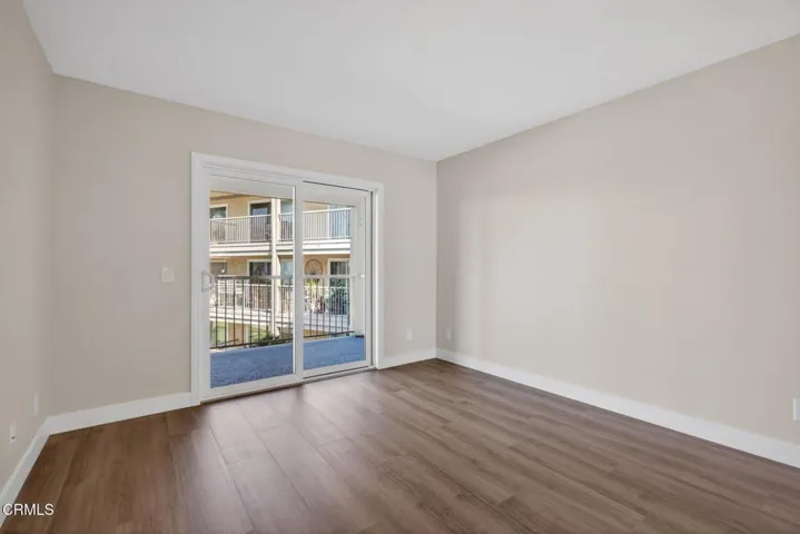 29-web-or-mls-UpmarketMedia-659Ree-085