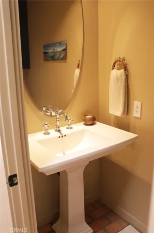 16451 Wimbledon, Huntington Beach, California 92649
