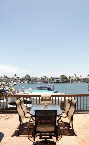 16451 Wimbledon, Huntington Beach, California 92649