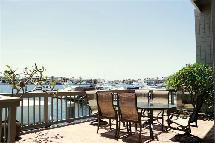 16451 Wimbledon, Huntington Beach, California 92649