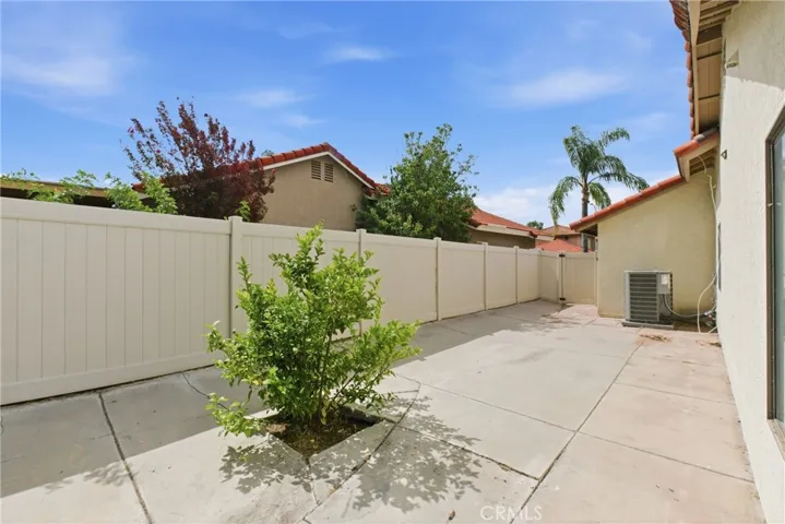 23886 Pine Field, Moreno Valley, California 92557