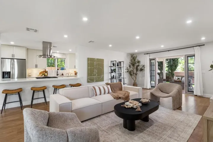 24022 Vanowen Street, West Hills, California 91307