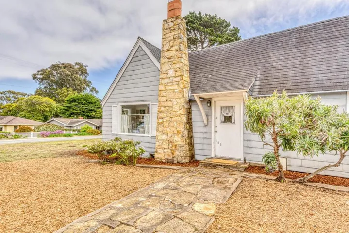 195 Cedar Street, Pacific Grove, California 93950