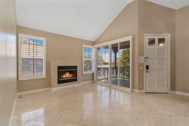 Living room with Entrance door to the right