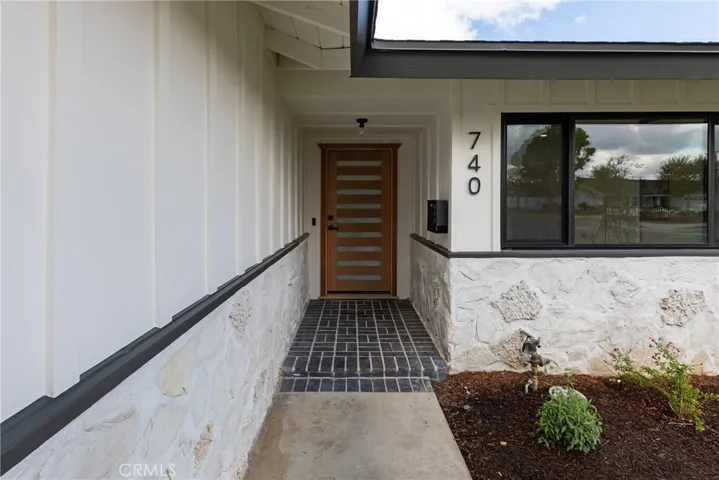 740 N Fern, Orange, California 92867
