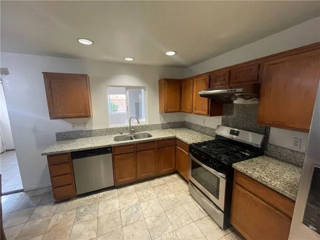 7547 Bellingham, North Hollywood, California 91605