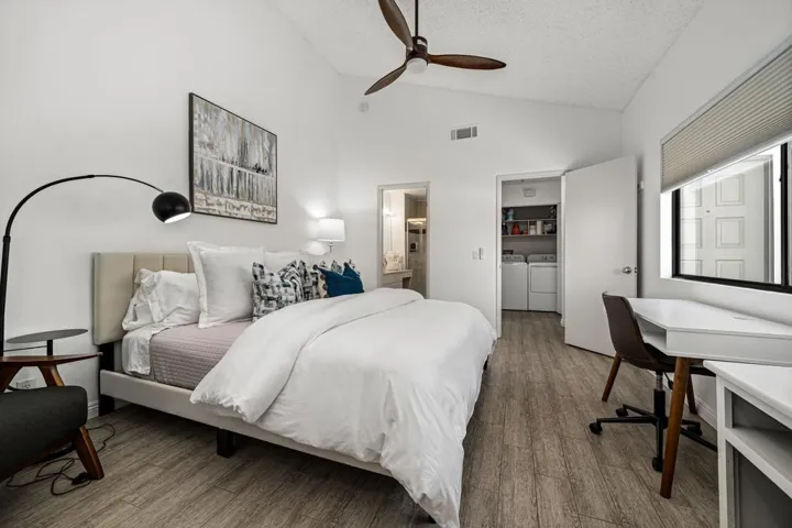 36-web-or-mls-BTShoal_OPMG_0526_036