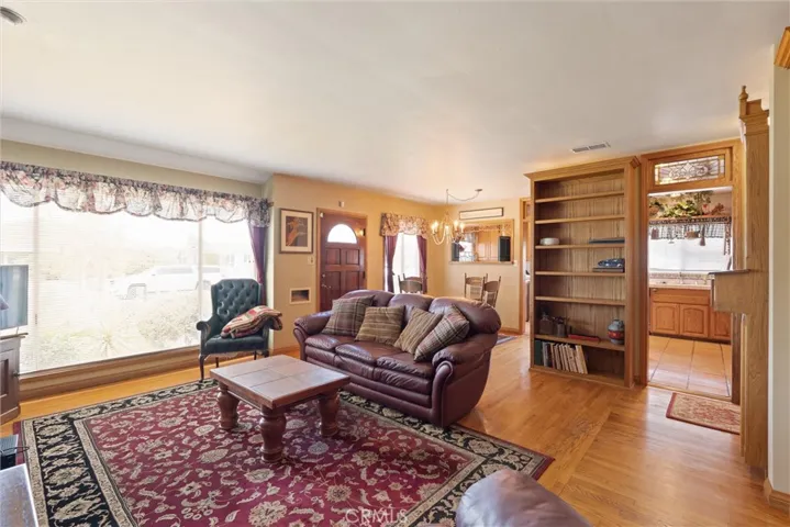 5502 E Pageantry, Long Beach, California 90808