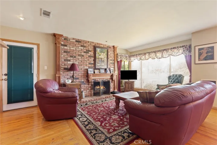 5502 E Pageantry, Long Beach, California 90808