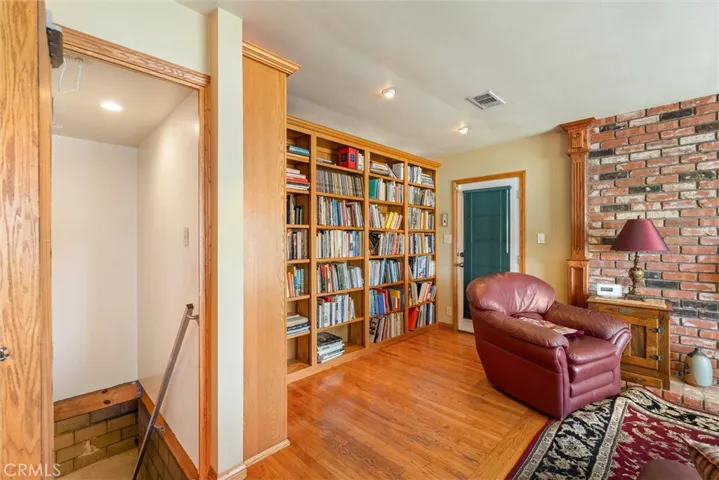 5502 E Pageantry, Long Beach, California 90808