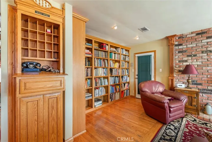 5502 E Pageantry, Long Beach, California 90808