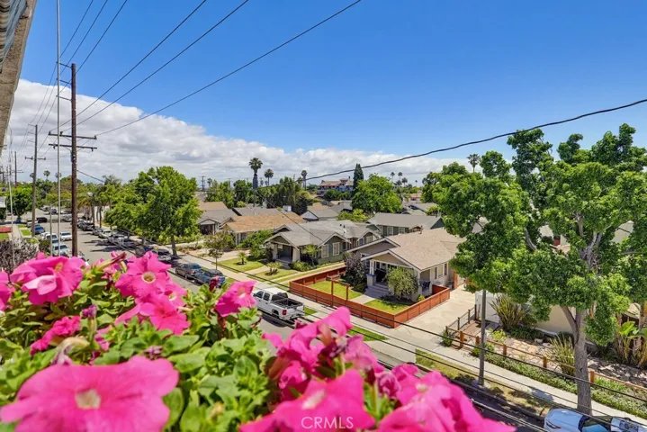 Best location and view in the complex!  Top floor view of Belmont Heights.