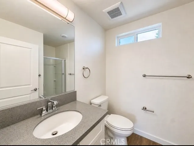 1127 S Kingsley 1/2, Los Angeles, California 90006