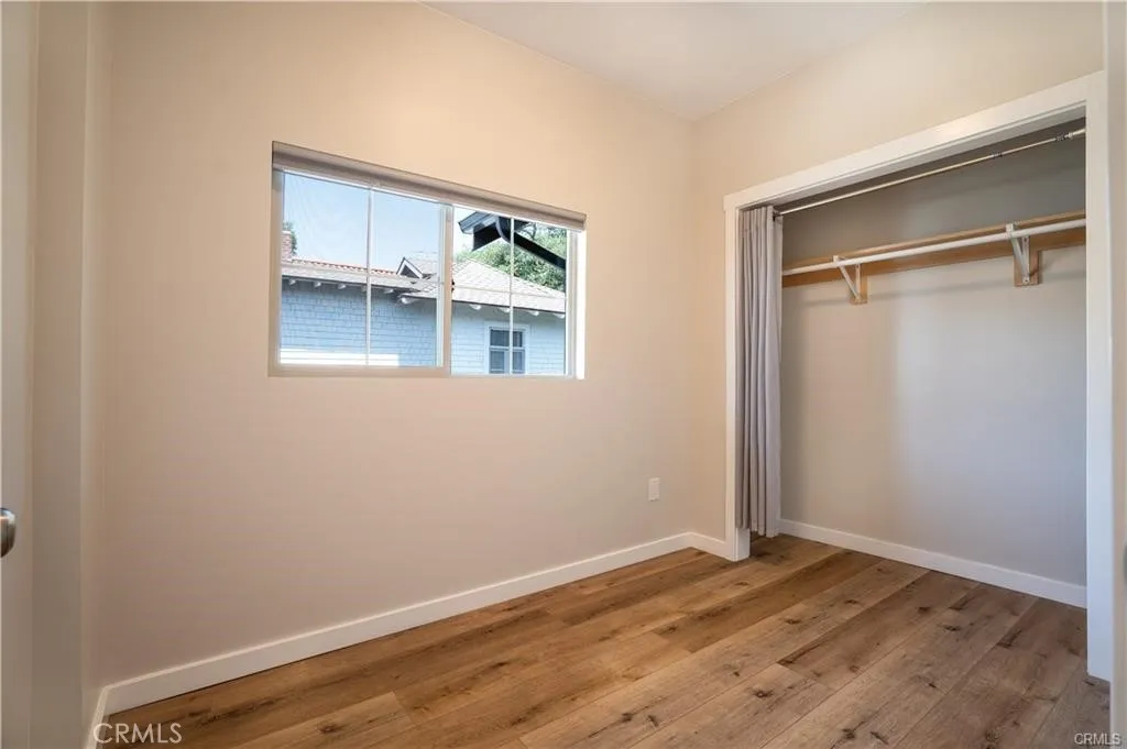 Small 2nd Bedroom/office