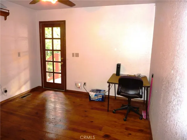This is the door to the lower level deck from the bonus room on the lower level
