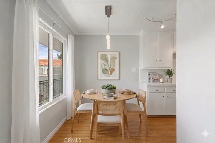 *Virtually Staged* Dining area open to the kitchen
