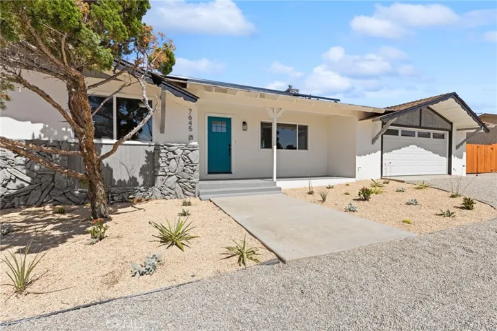 7645 Hilton Avenue, Yucca Valley, California 92284