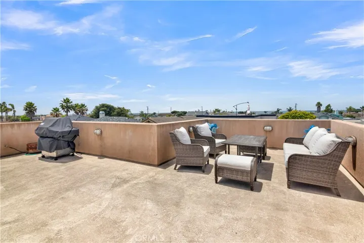 Roof top deck