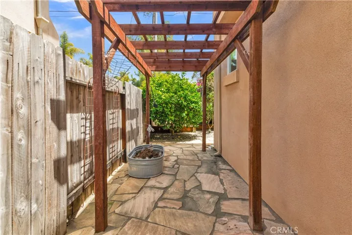 Side yard