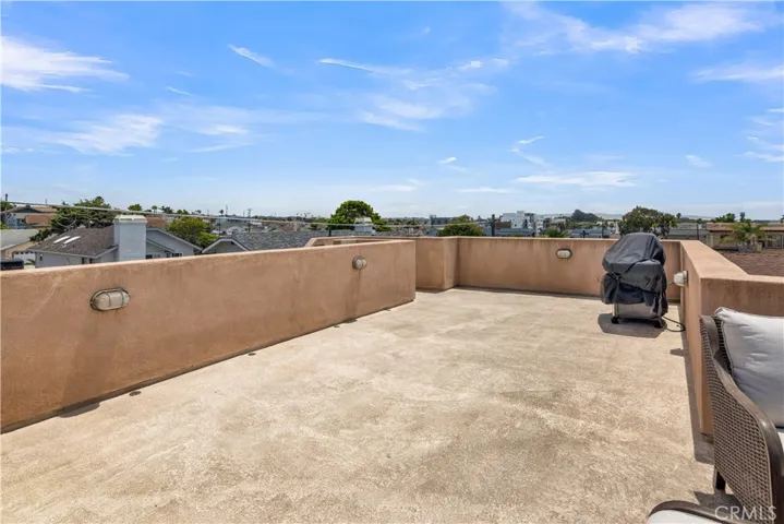 Roof top deck