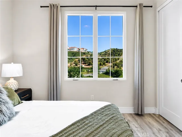 162 Winnett, Irvine, California 92602