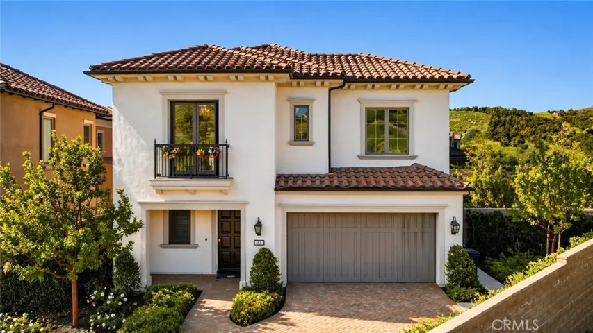 162 Winnett, Irvine, California 92602