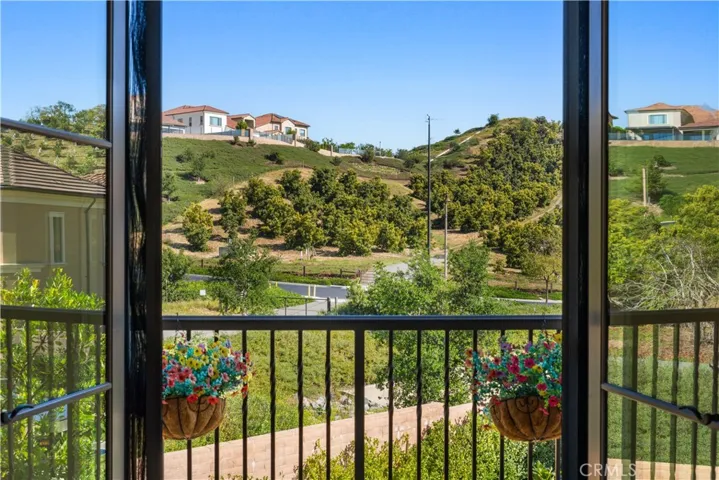 162 Winnett, Irvine, California 92602