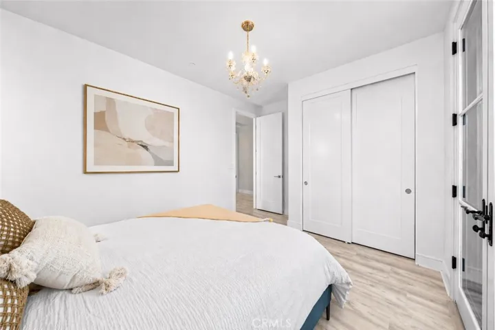 162 Winnett, Irvine, California 92602