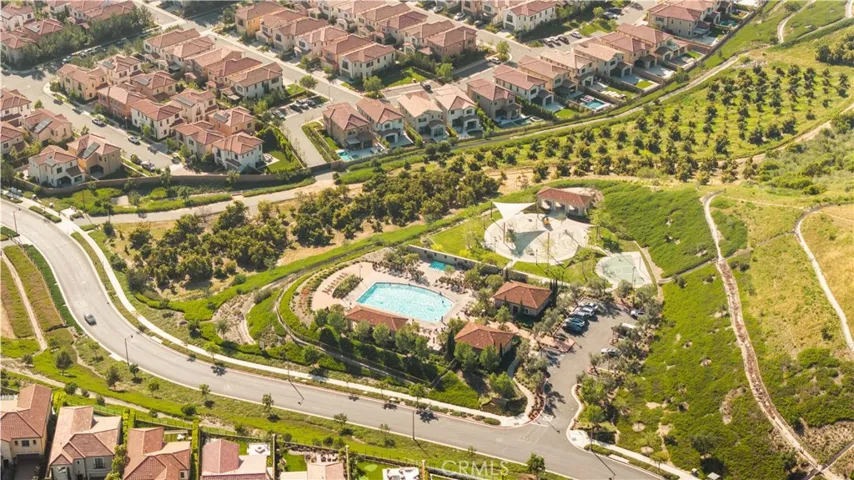 162 Winnett, Irvine, California 92602