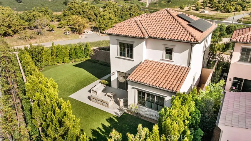 162 Winnett, Irvine, California 92602