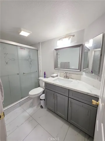 911 Homestead Road, Corona, California 92878