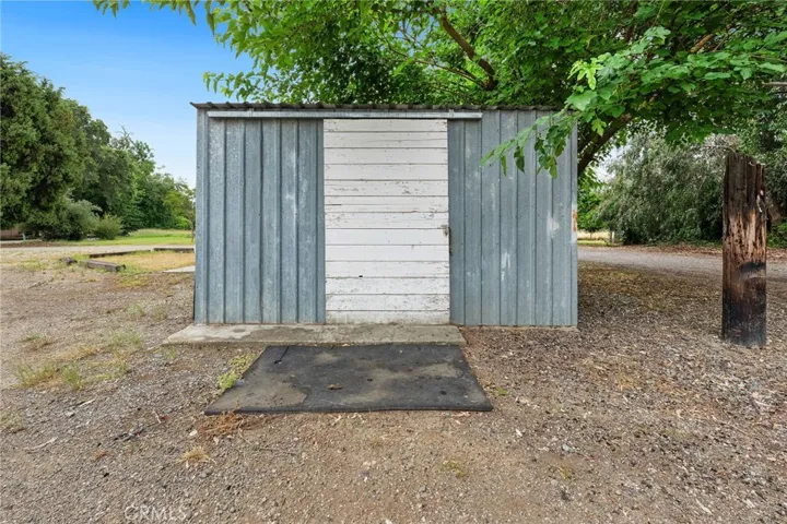 Shed