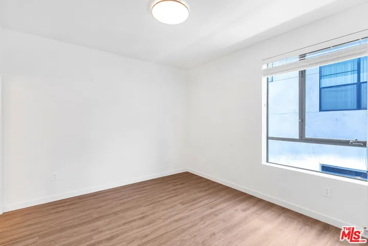 747 Lillian Way 7, Los Angeles, California 90038