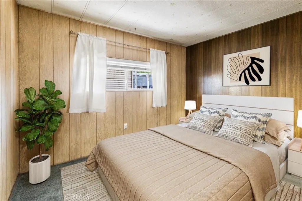Virtually Staged: Secondary Bedroom