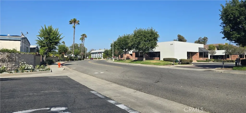 outside park street view